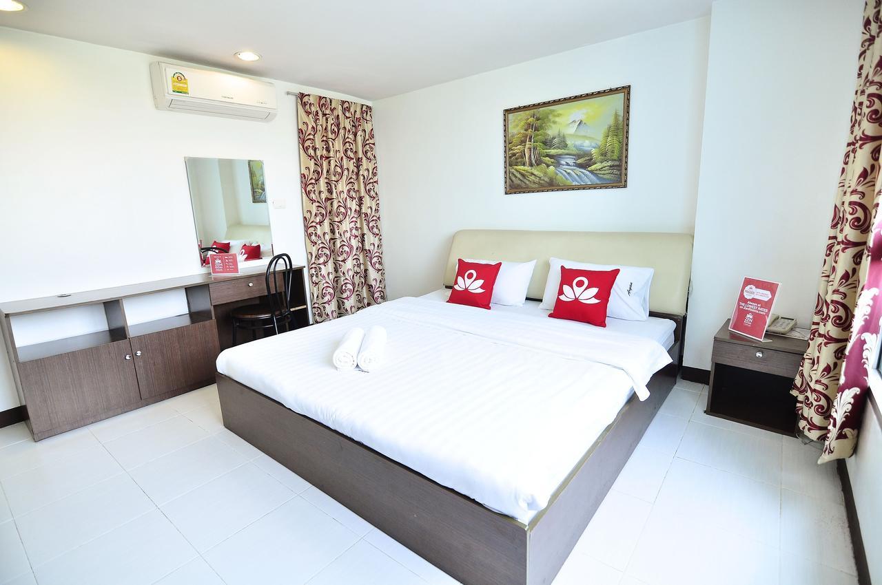 Aryan Suites Hotel Bangkok Exterior foto